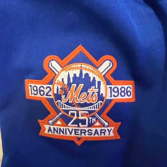 Collectors edition replica 1986 warm up jacket for the 25th anniversary - Picture 6 of 6